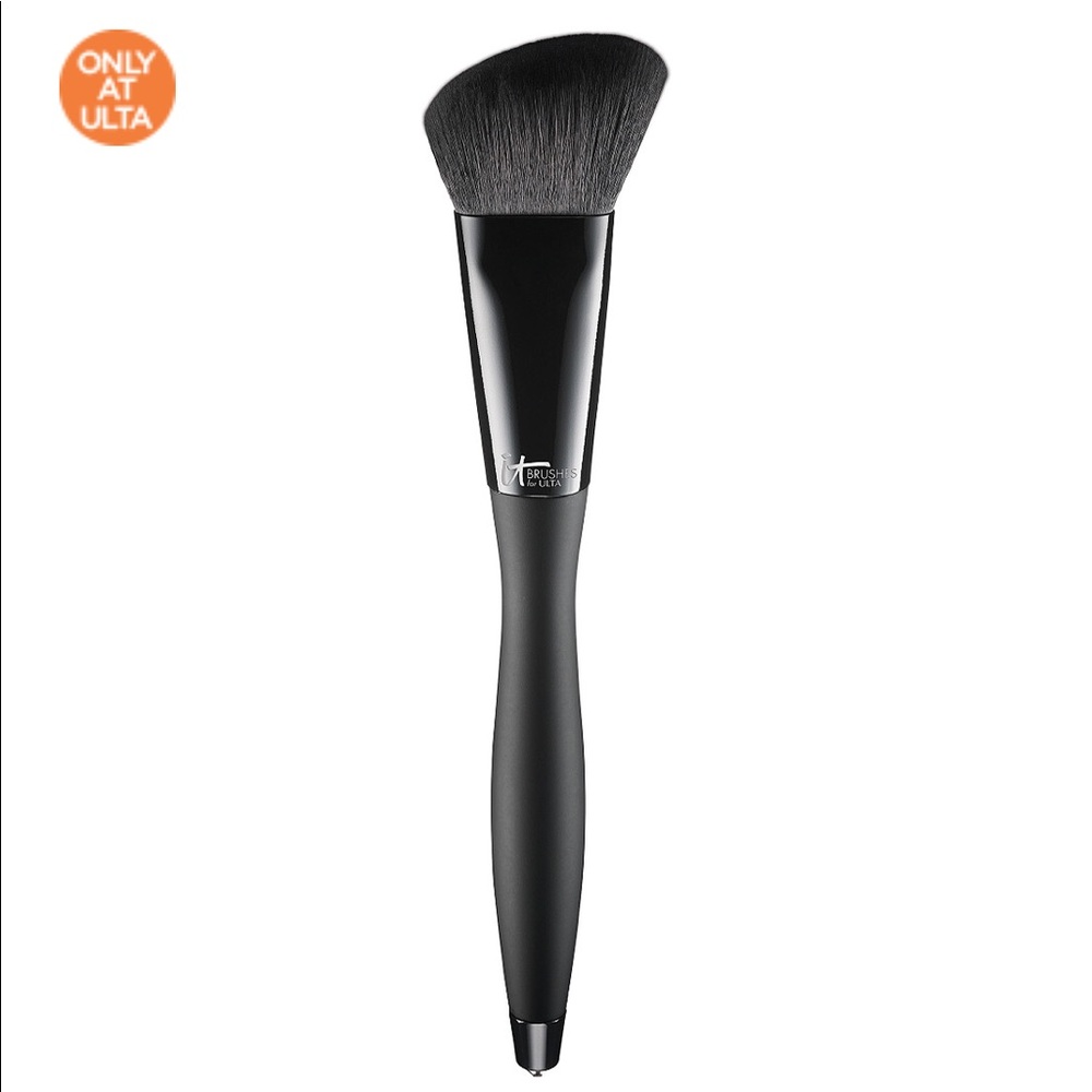 It cosmetics VelvetLuxe SoftFocus Sculpting Brush